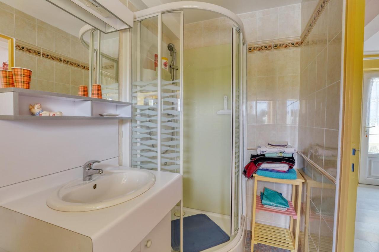 Maison Spacieuse Avec Jardin Pres De Le Bouffay Commes Bagian luar foto